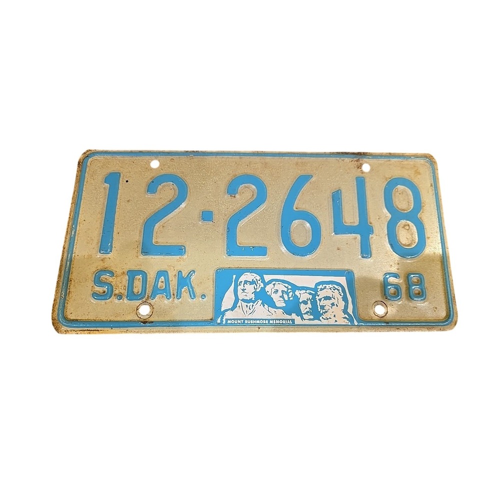 Vintage 1968 South Dakota License Plate Mount Rushmore‎ S. DAK. Car Tag